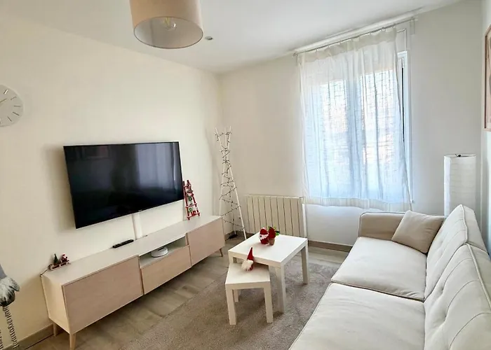 아파트 Cosy 2ch & Parking - Pres De Colmar